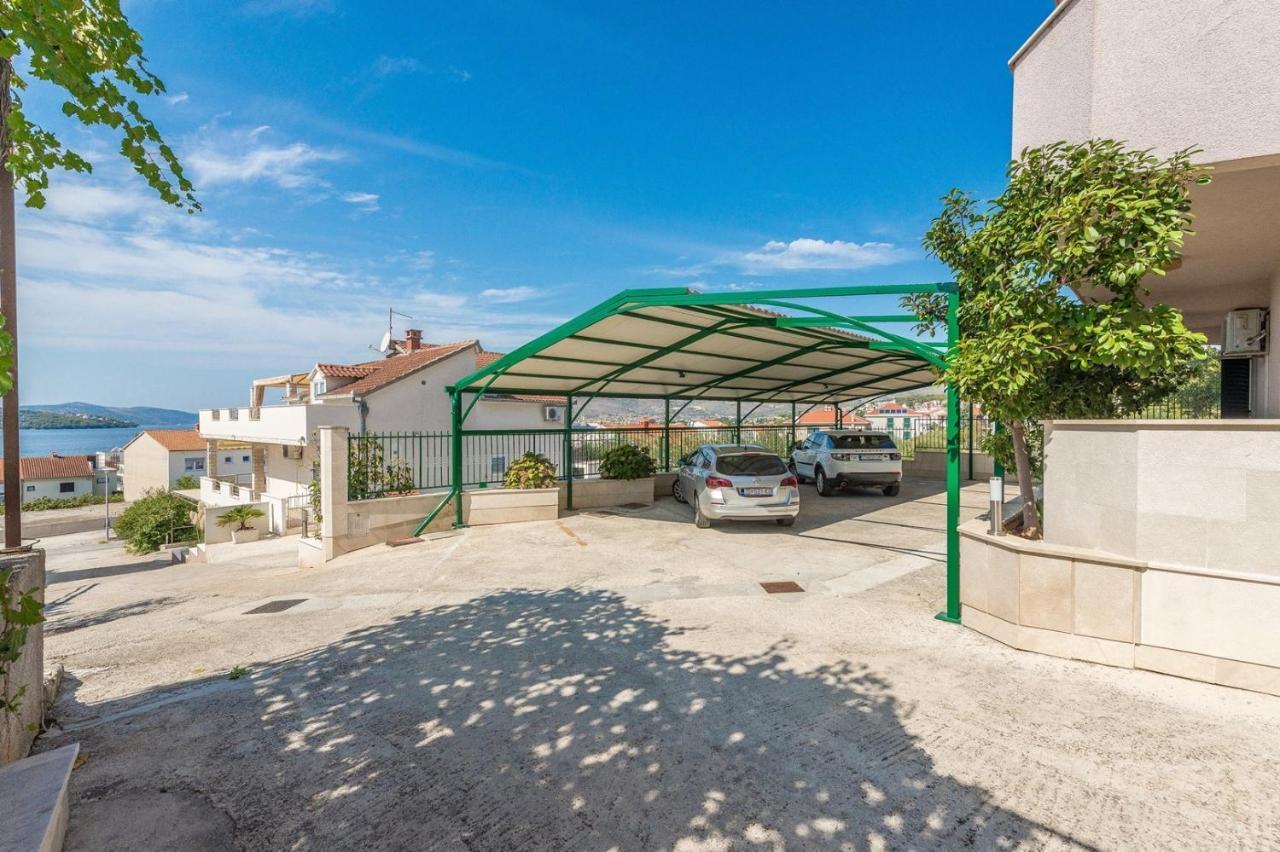 Apartments Ivana-Mira Okrug Gornji Esterno foto