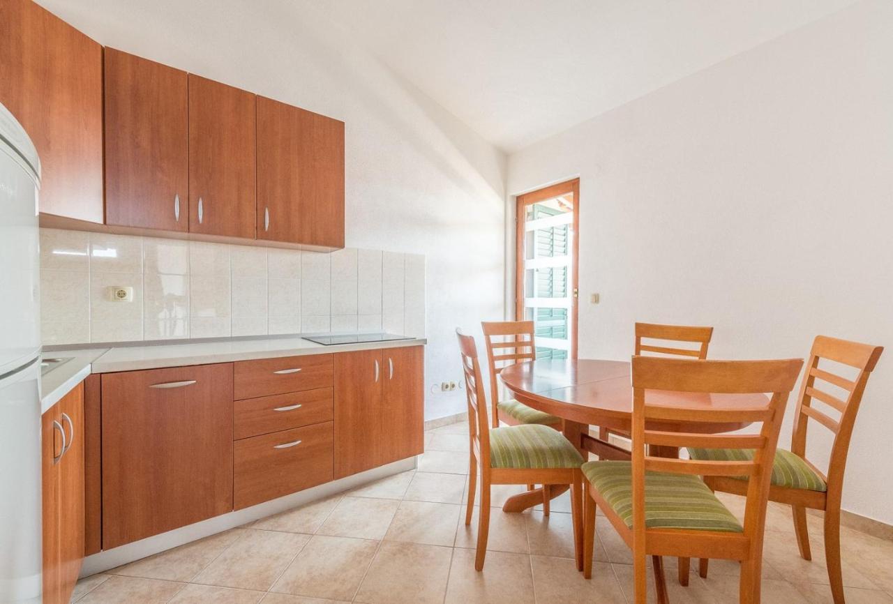 Apartments Ivana-Mira Okrug Gornji Esterno foto