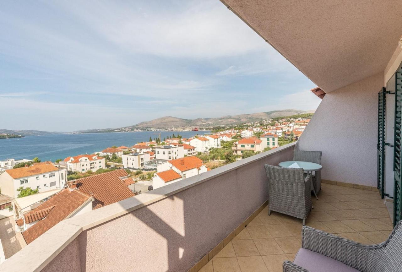 Apartments Ivana-Mira Okrug Gornji Esterno foto
