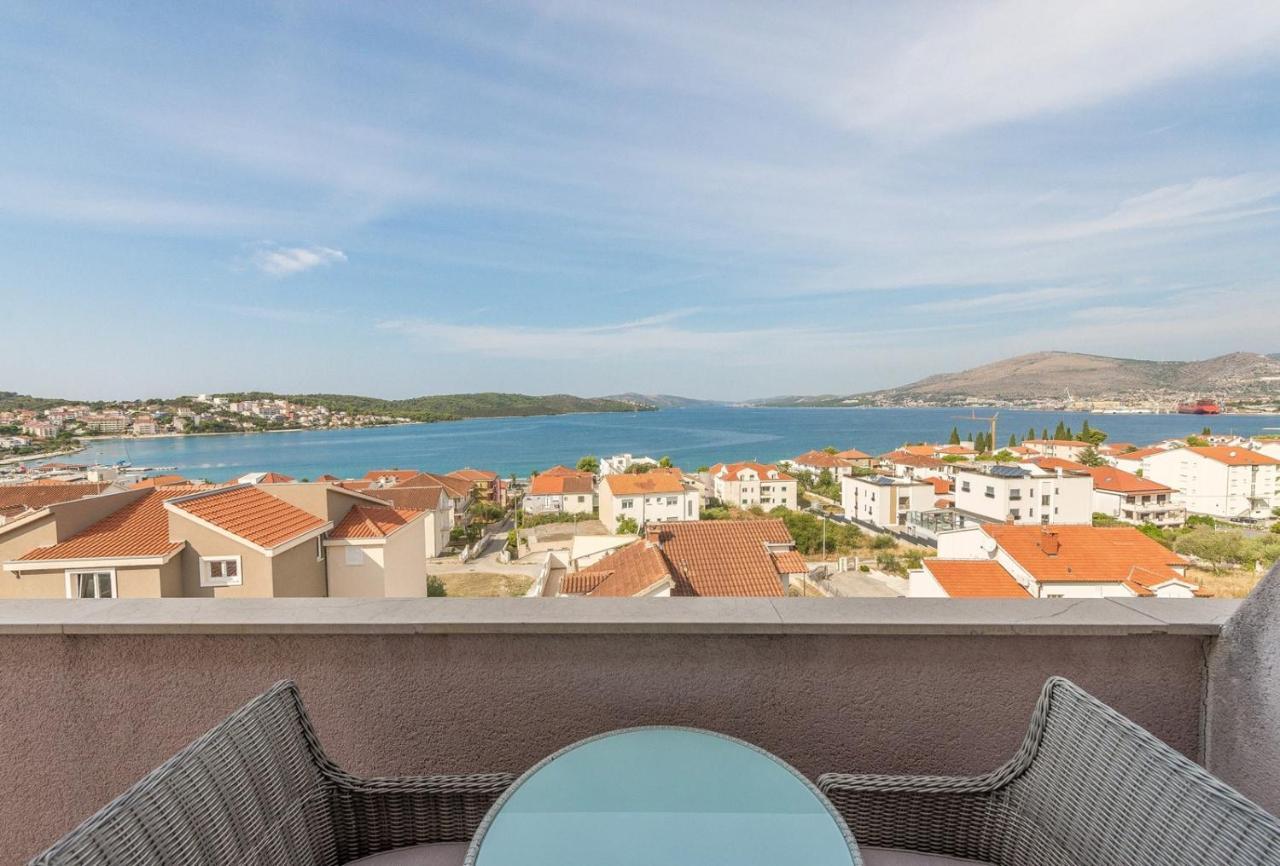 Apartments Ivana-Mira Okrug Gornji Esterno foto
