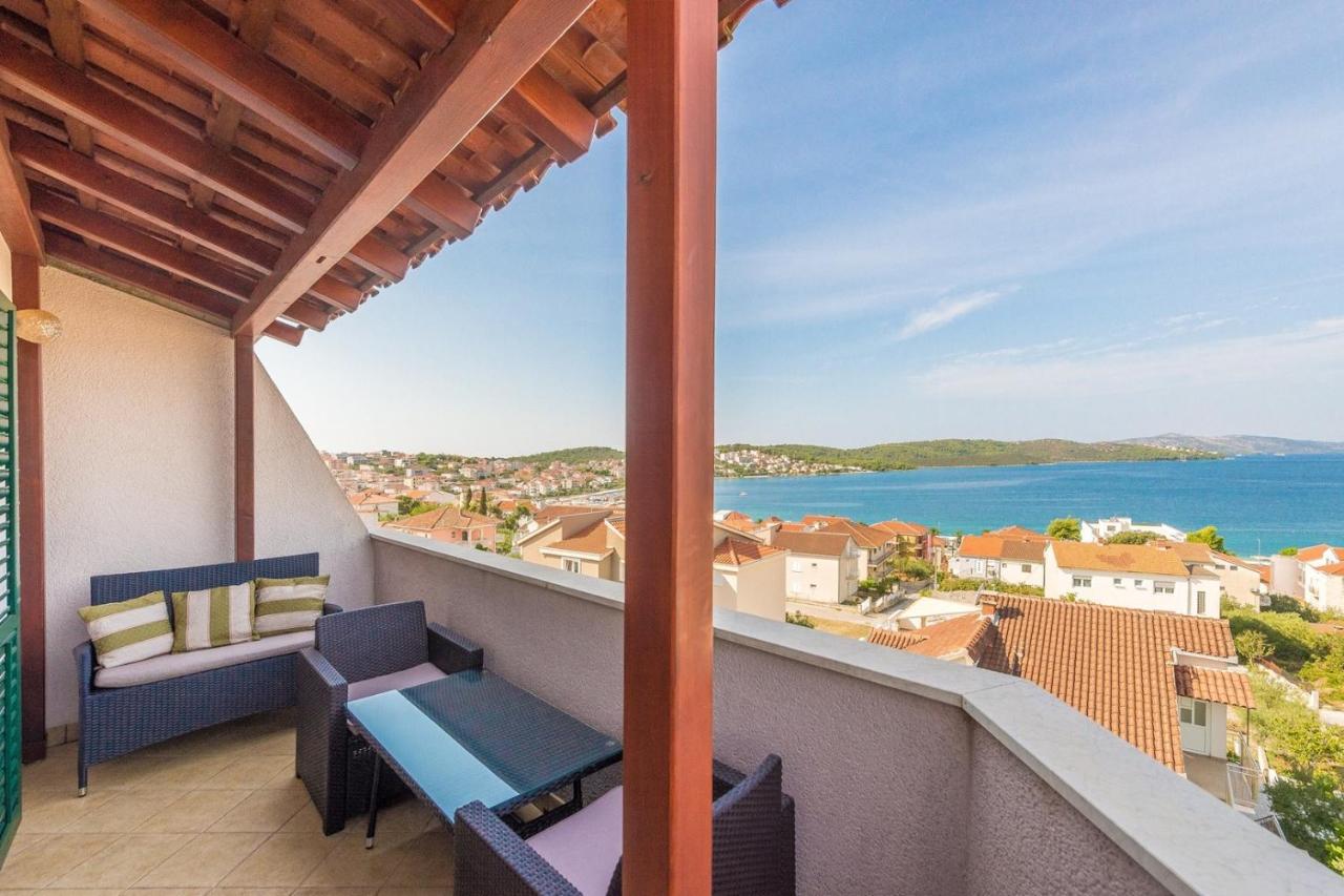 Apartments Ivana-Mira Okrug Gornji Esterno foto