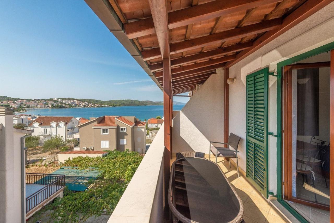 Apartments Ivana-Mira Okrug Gornji Esterno foto